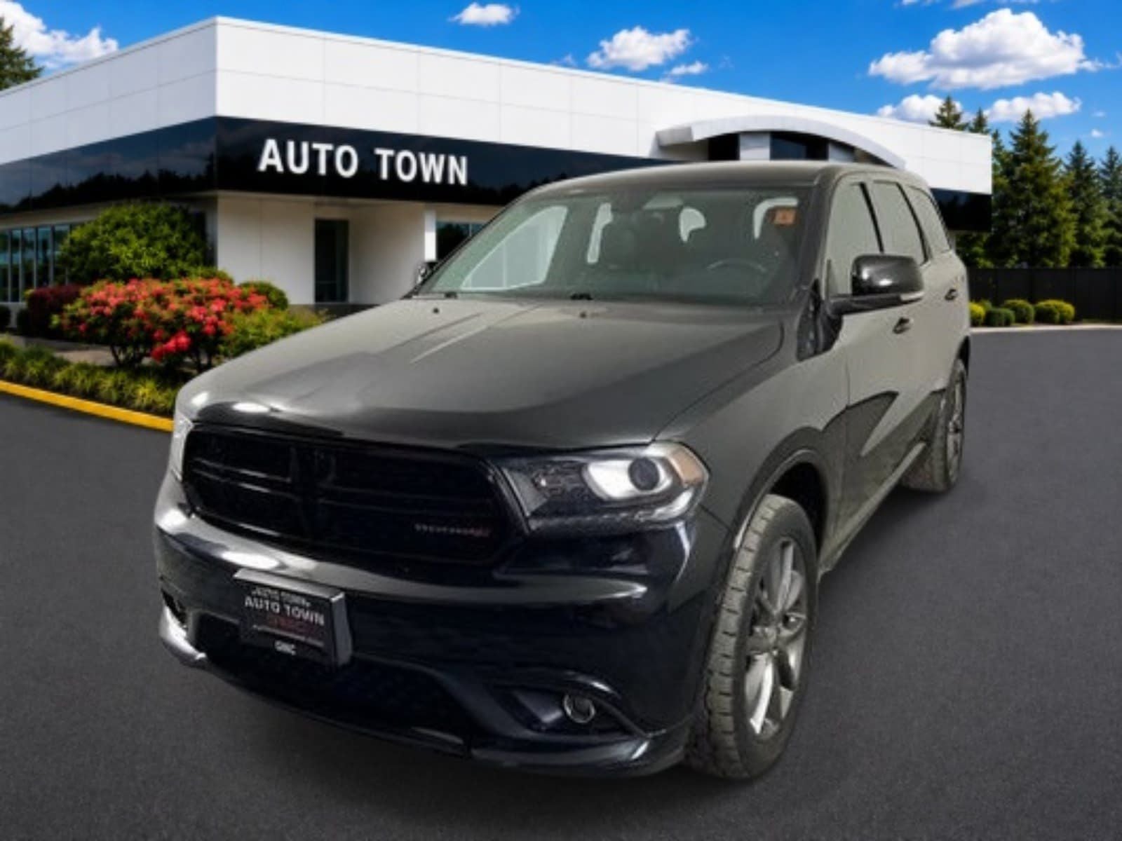 2017 Dodge Durango GT AWD in Black — front three-quarter view