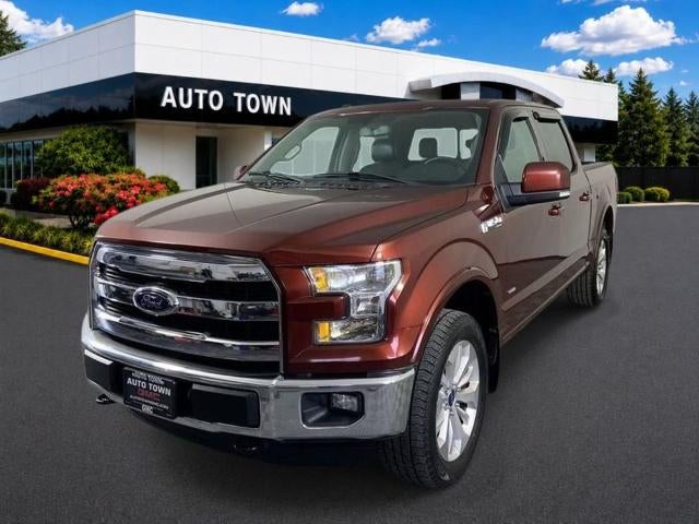 2016 Ford F-150 4WD SuperCrew 5-1/2 Ft Box Lariat in White — front three-quarter view