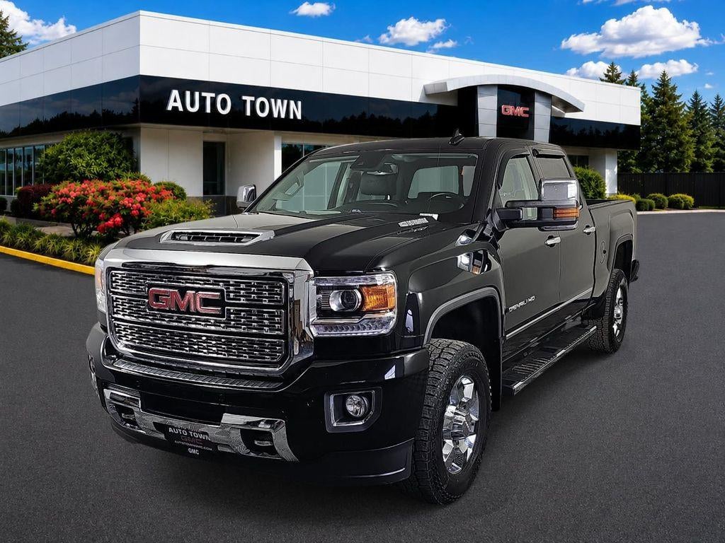 2018 GMC Sierra 3500 HD Crew Cab Standard Box 4-Wheel Drive Denali in Onyx Black — front three-quarter view