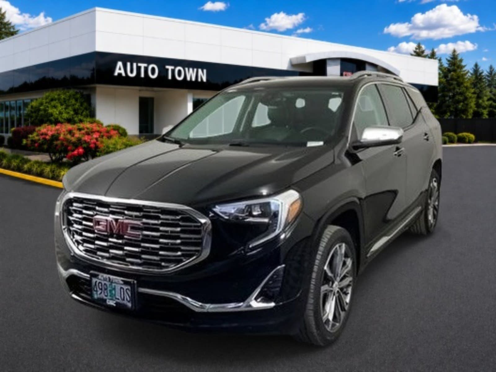 2018 GMC Terrain AWD Denali in Ebony Twilight Metallic — front three-quarter view