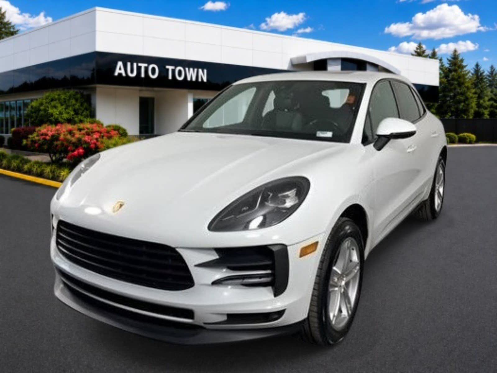 2019 Porsche Macan AWD in Other — front three-quarter view